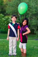 kids and balloon